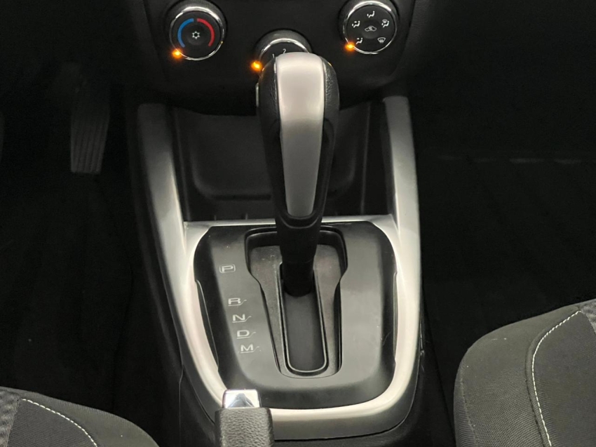 chevrolet onix 1.4 mpfi advantage 8v flex 4p automatico gasolina 20188