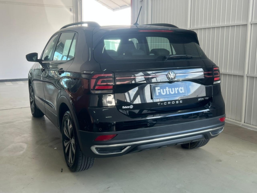 volkswagen t-cross 1.0 200 tsi total flex comfortline automatico gasolina 4p 202313