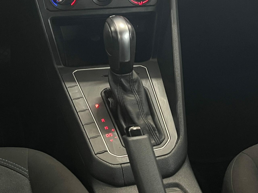 volkswagen nivus 1.0 200 tsi total flex comfortline automatico gasolina 4p 20218