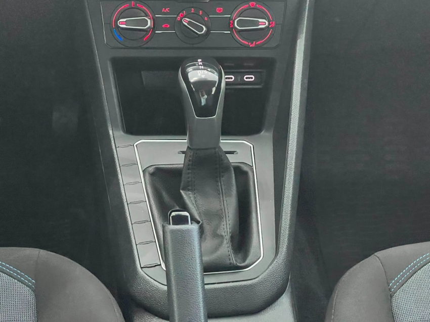 volkswagen nivus 1.0 200 tsi total flex comfortline automatico gasolina 4p 20248