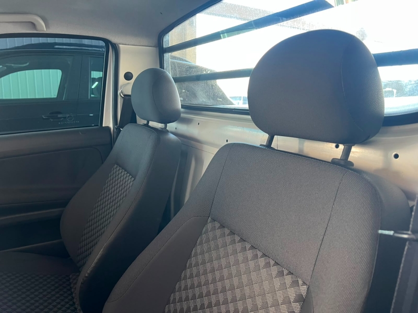 volkswagen saveiro 1.6 mi trendline cs 8v flex 2p manual gasolina 4p 20154