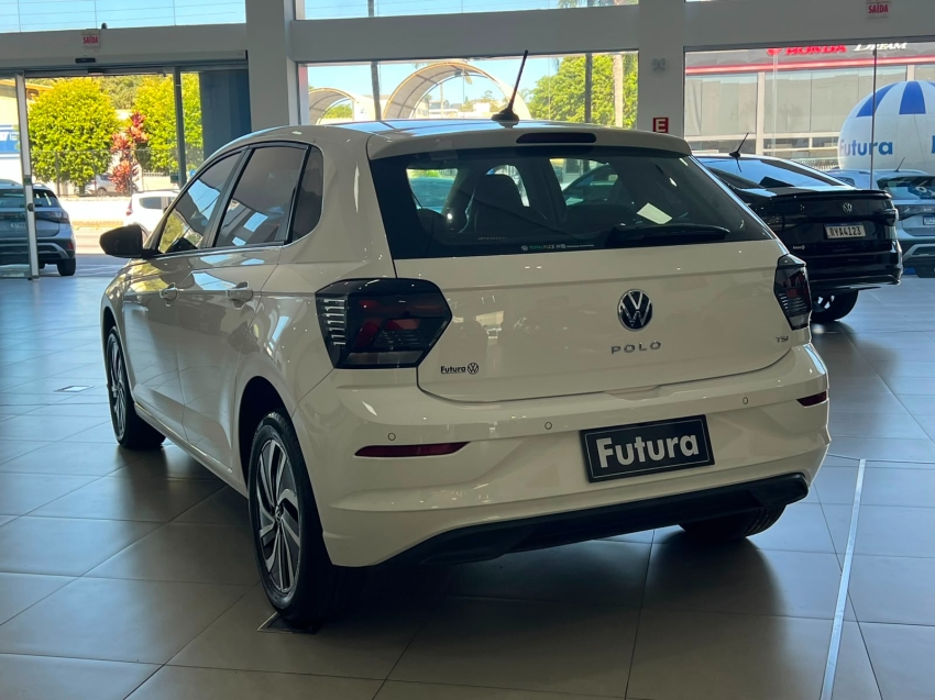 volkswagen polo 1.0 170 tsi highline automatico gasolina 4p 202411