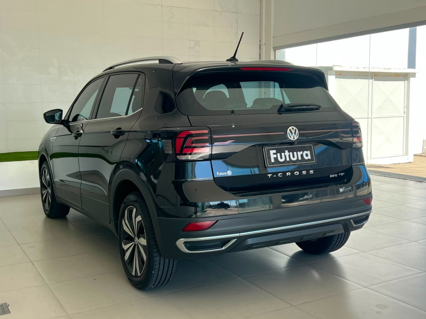 volkswagen t-cross 1.4 250 tsi total flex highline automatico gasolina 4p 202111