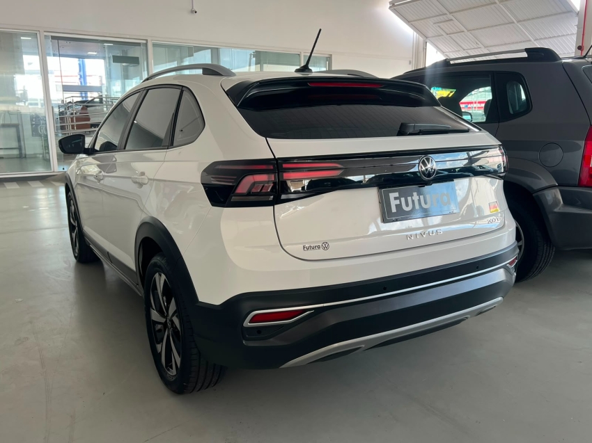 volkswagen nivus 1.0 200 tsi total flex highline automatico gasolina 4p 202411