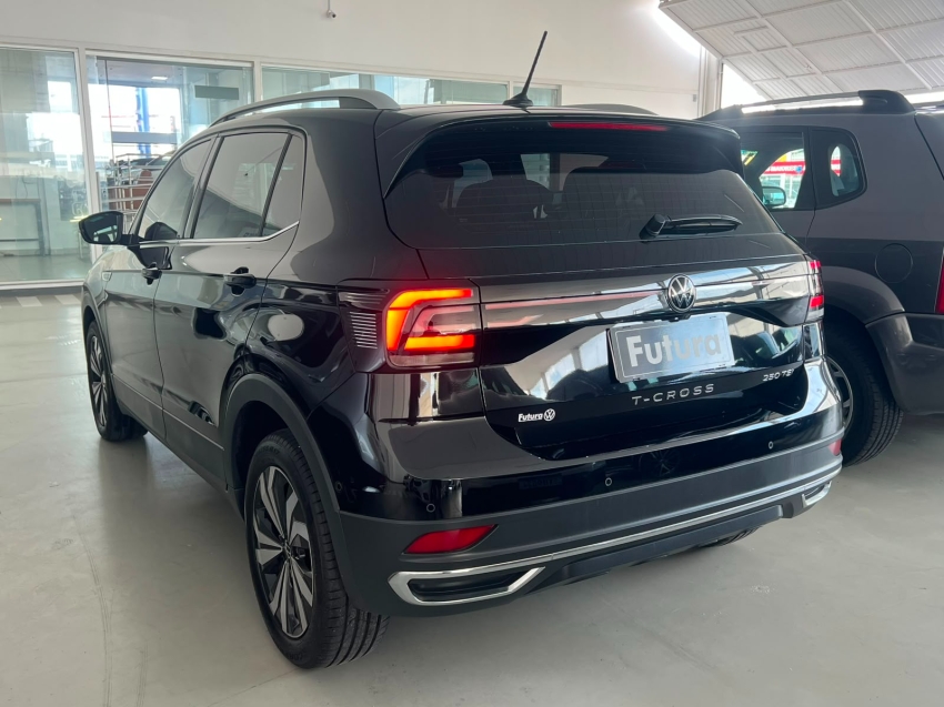 volkswagen t-cross 1.4 250 tsi total flex highline automatico gasolina 4p 202411