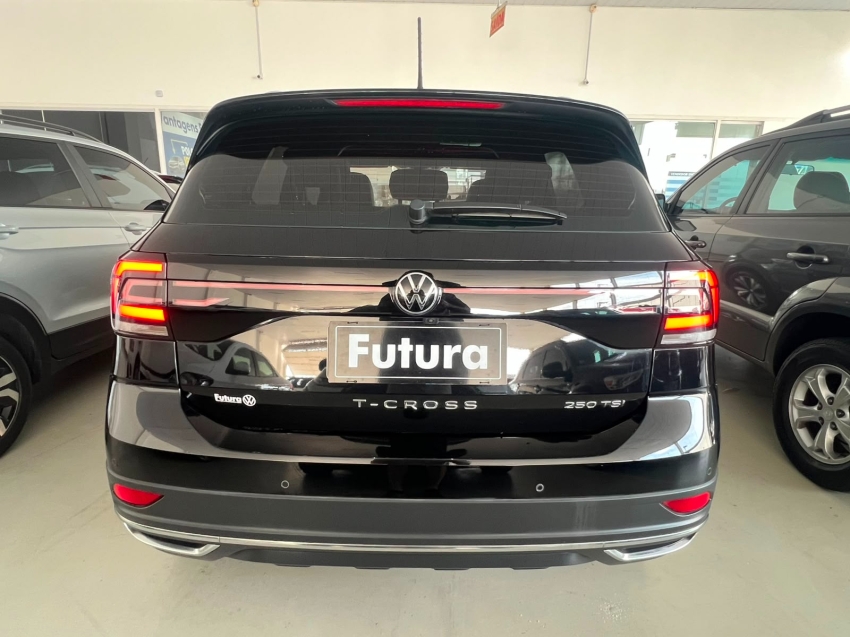 volkswagen t-cross 1.4 250 tsi total flex highline automatico gasolina 4p 202412