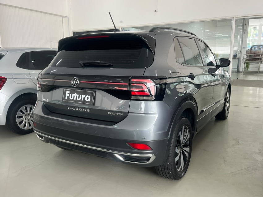 volkswagen t-cross 1.0 200 tsi total flex comfortline automatico 4p 202413