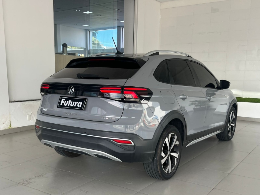 volkswagen nivus 1.0 200 tsi total flex highline automatico 4p 202113