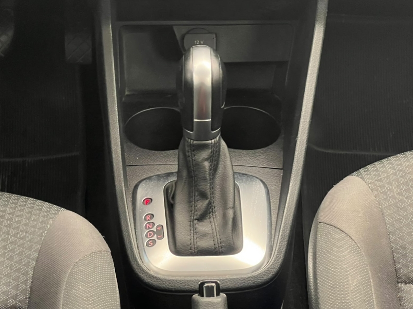 volkswagen gol 1.6 16v msi totalflex 4p automatico flex 20197