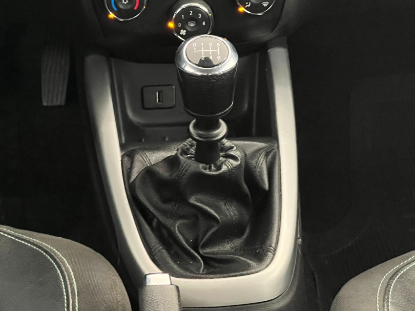 chevrolet onix 1.0 mpfi lt 8v flex 4p manual 20197