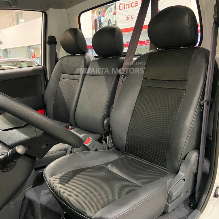 kia bongo 2.5 td diesel std cs 4x4 manual 4p 2026