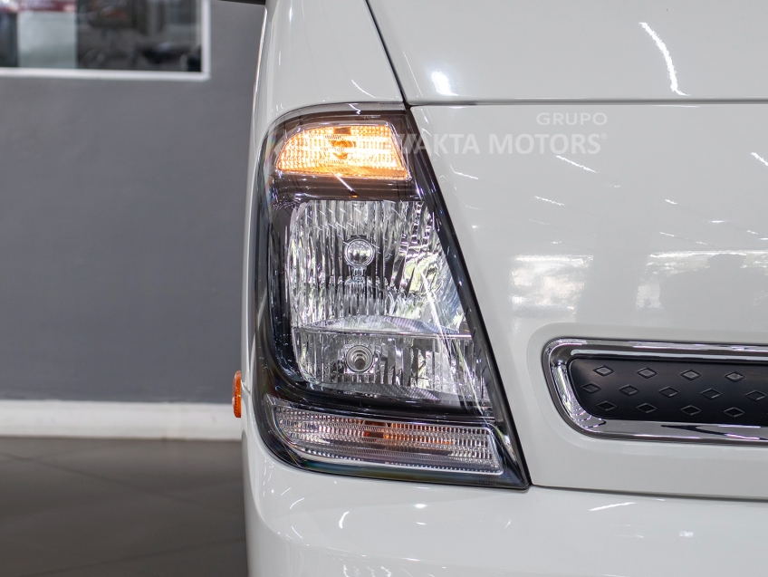 kia bongo 2.5 td diesel std cs 4x4 manual 2p 20262 kia bongo 2.5 td diesel std cs 4x4 manual 2p 20262