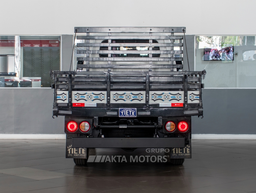 kia bongo 2.5 td diesel std cs 4x4 manual 2p 202610 kia bongo 2.5 td diesel std cs 4x4 manual 2p 202610