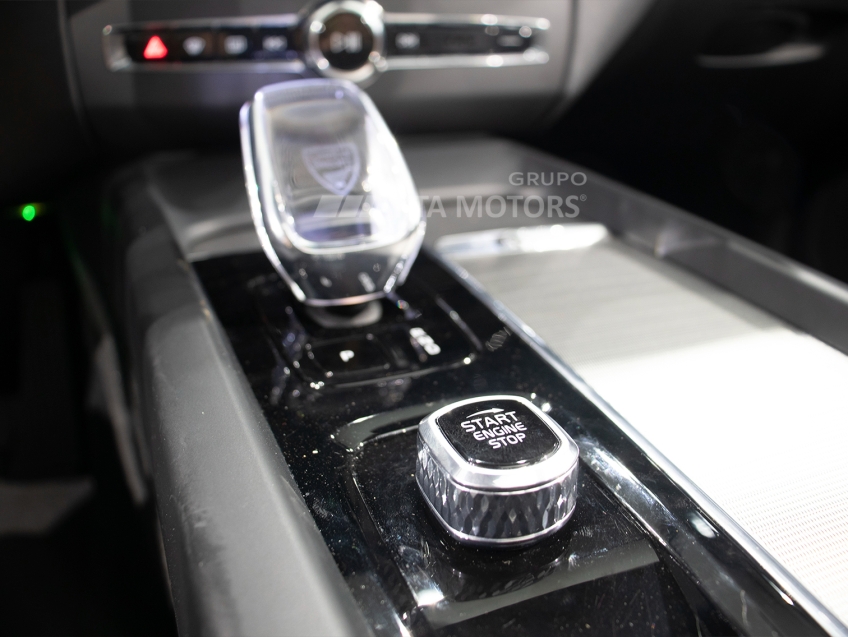 volvo xc60 2.0 t8 recharge polestar engineered awd geartronic hibrido 4p automatico 2024