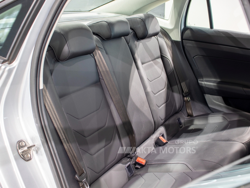 volkswagen virtus 1.0 200 tsi comfortline automatico flex 4p 202511