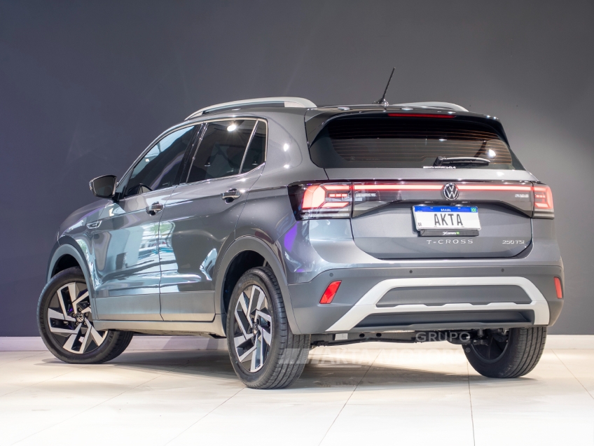 volkswagen t-cross 1.4 250 tsi total flex highline automatico 4p 202516