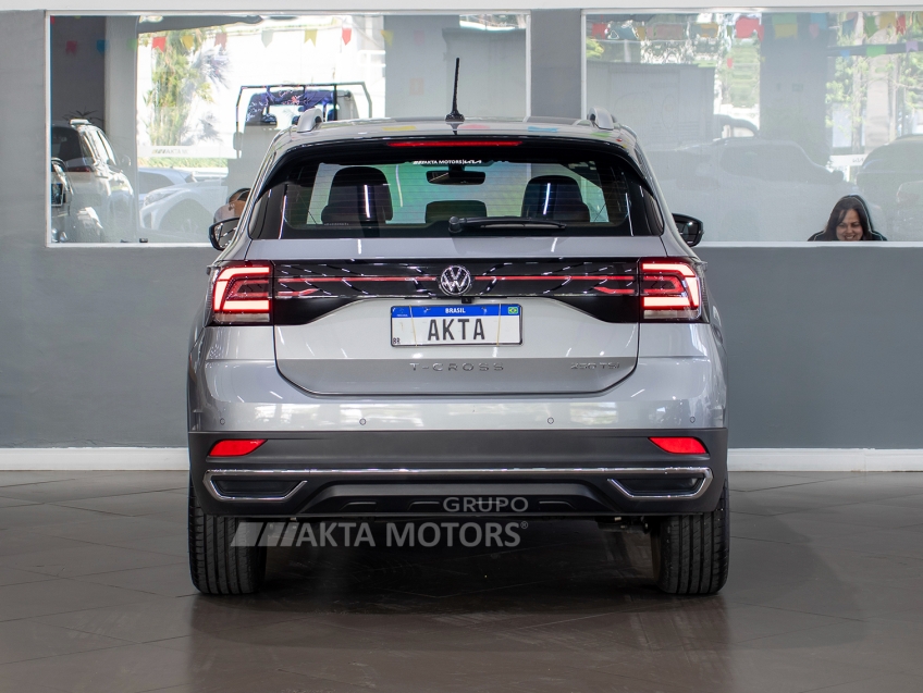 volkswagen t-cross 1.4 250 tsi total flex highline automatico 4p 202414