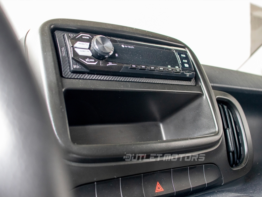 fiat mobi 1.0 evo flex like. manual 4p 20196