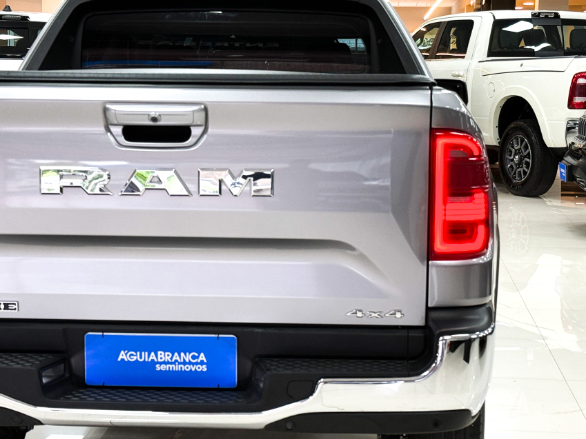 ram rampage 2.0 turbo diesel laramie 4x4 automatico.