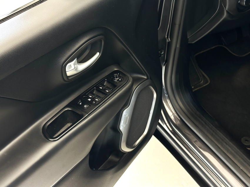 jeep renegade 1.3 t270 turbo flex longitude at6