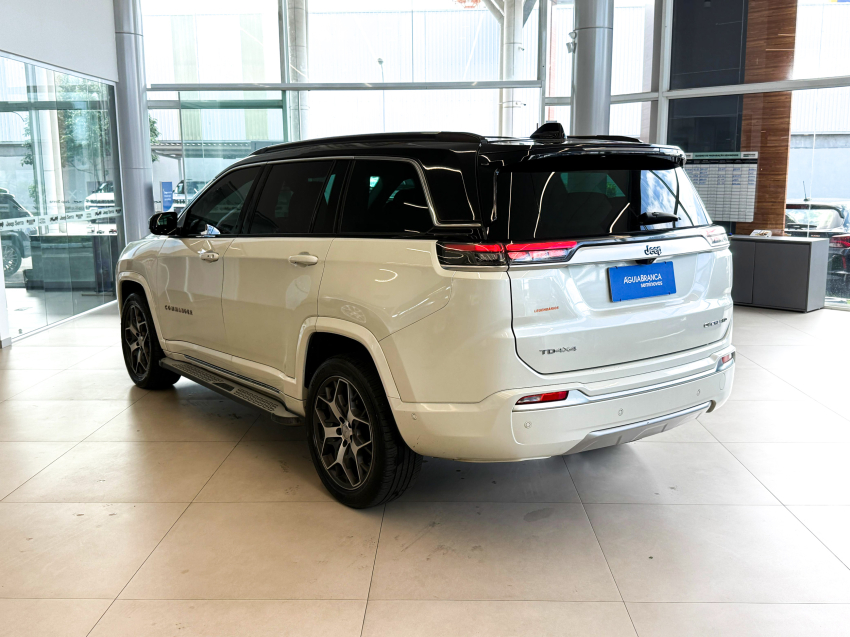 jeep commander 2.0 td380 turbo diesel overland at9 5p automatico 2022