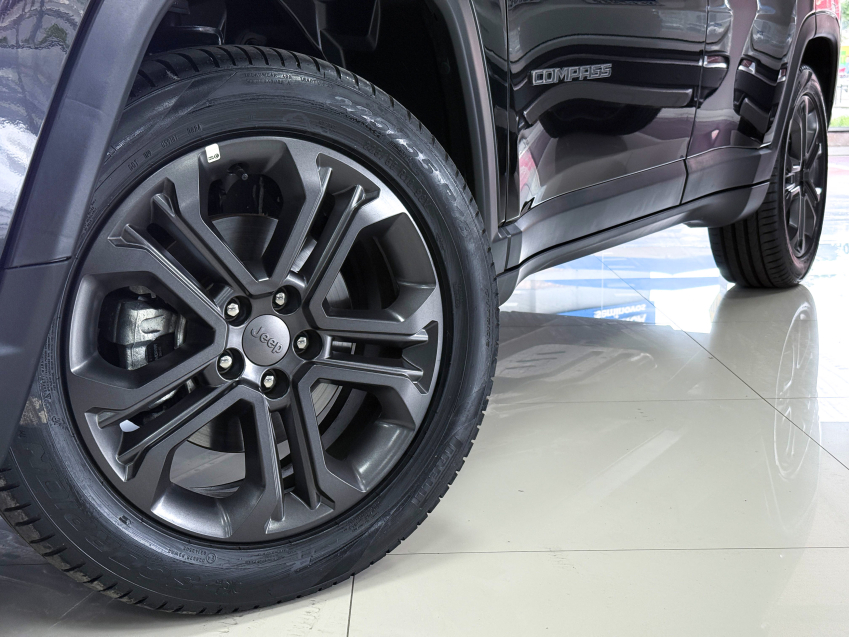 jeep compass 1.3 16v flex night eagle 4x2 automatico.