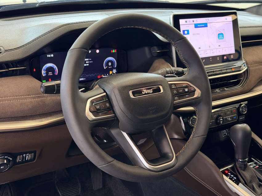JEEP COMMANDER 1.3 T270 TURBO FLEX OVERLAND AT6 17