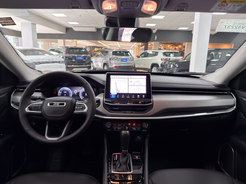 JEEP COMPASS 1.3 T270 TURBO FLEX LONGITUDE AT6 14