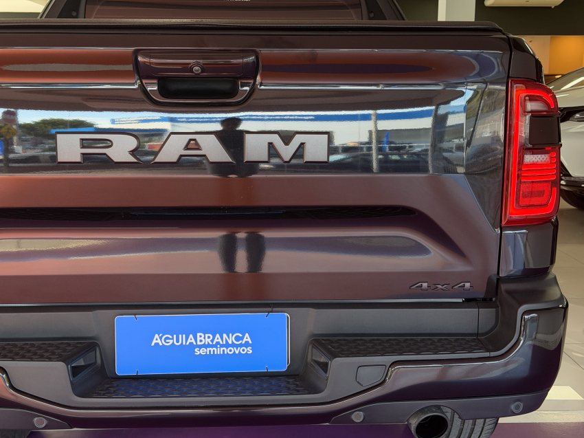 Ram RAMPAGE 2.0 HURRICANE 4 TURBO FLEX R/T 4X4 AUTOMÁTICO 9