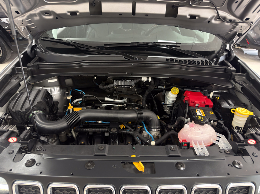 JEEP RENEGADE 1.8 16V FLEX LONGITUDE 4P AUTOMÁTICO 6