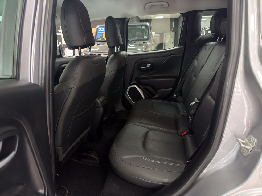 JEEP RENEGADE 1.8 16V FLEX LONGITUDE 4P AUTOMÁTICO 26