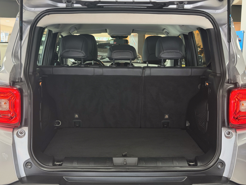 JEEP RENEGADE 1.8 16V FLEX LONGITUDE 4P AUTOMÁTICO 11
