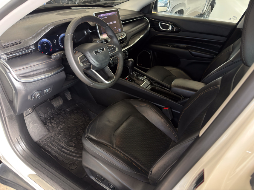 JEEP COMPASS 2.0 TD350 TURBO DIESEL LIMITED AT9 14