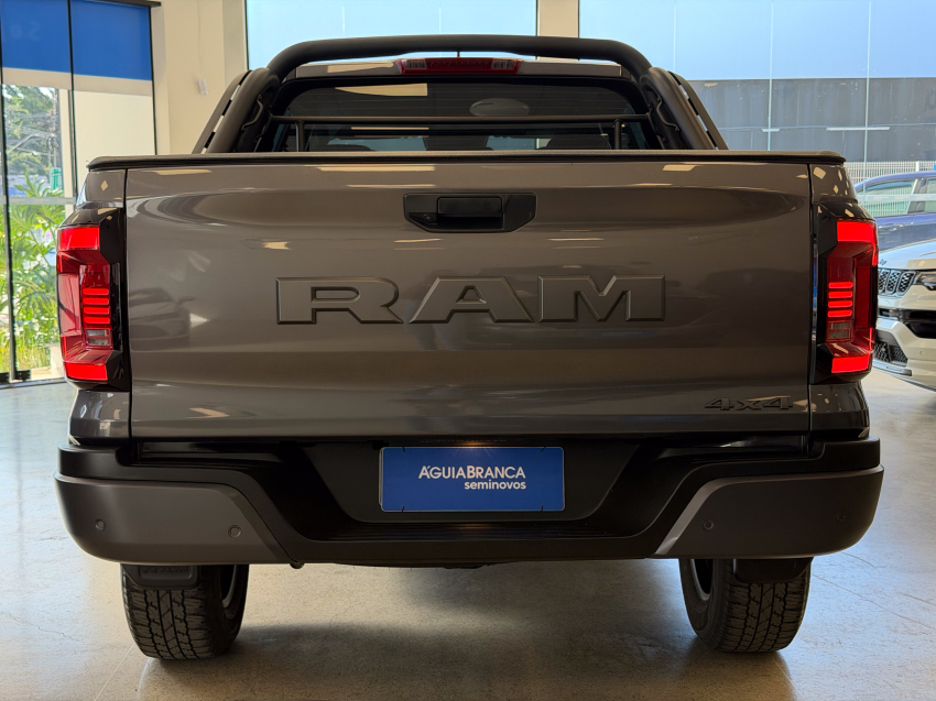 Ram DAKOTA 2.2 TURBO DIESEL WARLOCK 4X4 AUTOMÁTICO 8