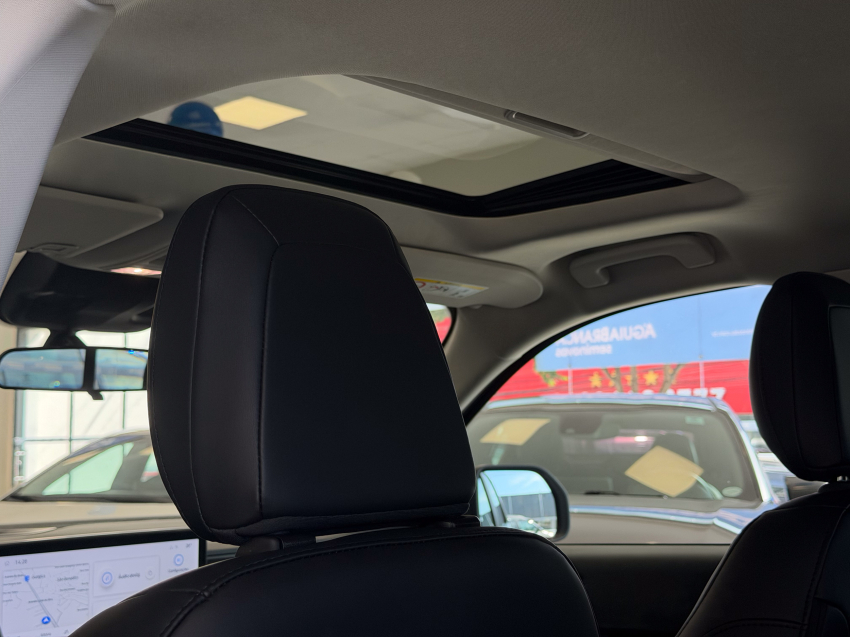Ford MAVERICK 2.5 HYBRID LARIAT e-CVT 30