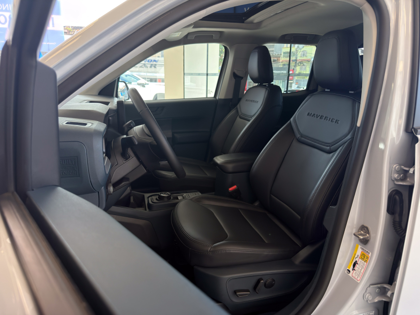 Ford MAVERICK 2.5 HYBRID LARIAT e-CVT 25