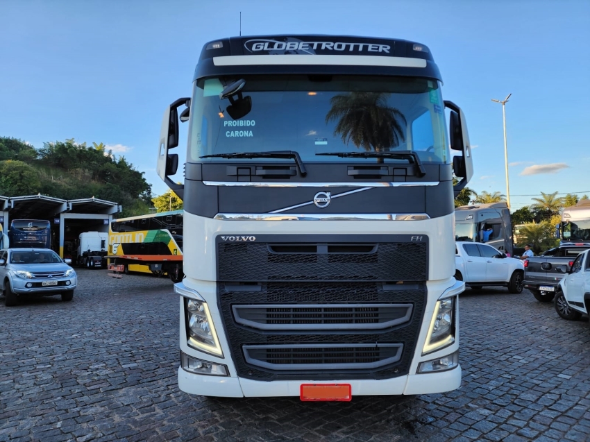 volvo fh500 6x2 globetrotter - unico dono, suspensao molas manutencao realizado na co. volvo fh500 6x2 globetrotter - unico dono, suspensao molas manutencao realizado na co.