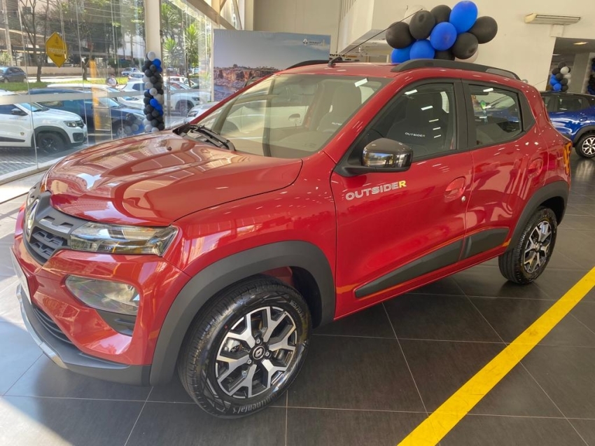 kwid outsider 1.0