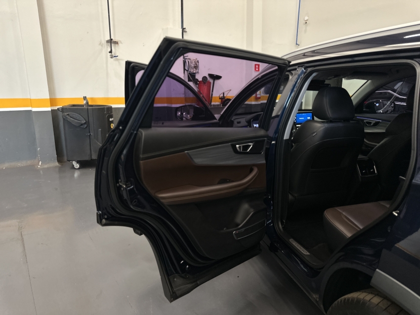 caoa chery tiggo 8 1.6 tgdi gasolina founders edition dct flex 4p automatico 202311