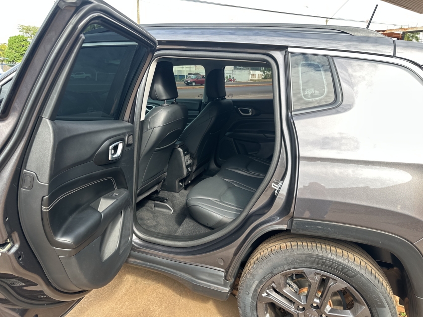jeep compass 1.3 t270 turbo flex longitude at6 4p automatico 202411
