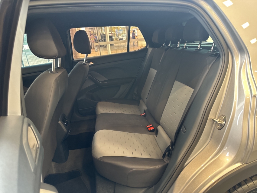 volkswagen t-cross 1.0 200 tsi total flex comfortline automatico 4p 202410