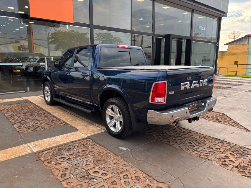ram classic 5.7 v8 gasolina laramie cd 4x4 automatico 4p 20235