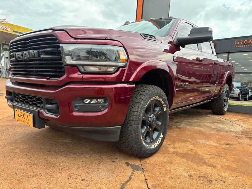 ram 3500 6.7 i6 turbo diesel laramie night edition cd 4x4 automatico 3.5 4p 20220
