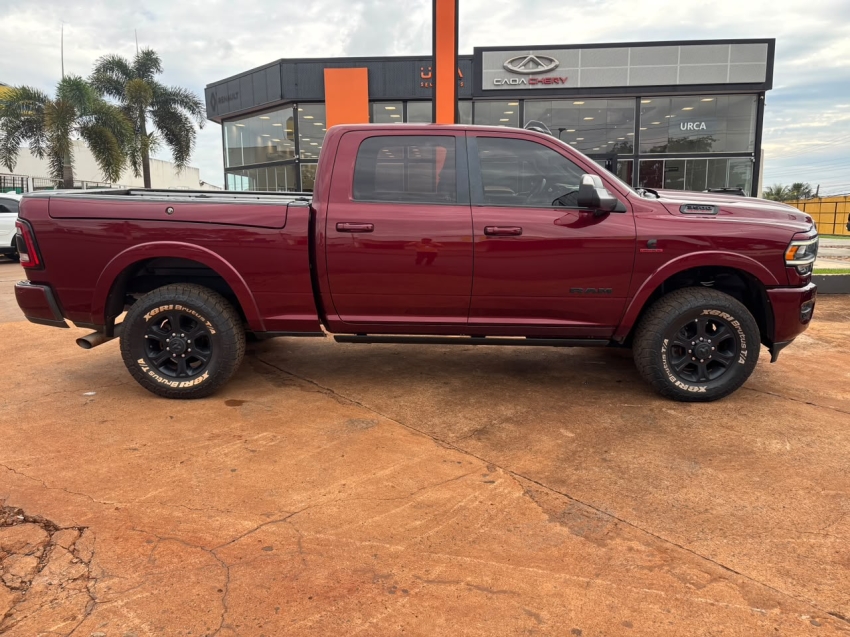 ram 3500 6.7 i6 turbo diesel laramie night edition cd 4x4 automatico 3.5 4p 20226