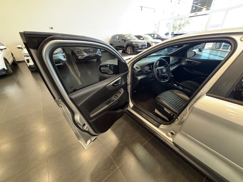 fiat fastback 1.3 turbo 270 flex limited edition at6 4p automatico 202310