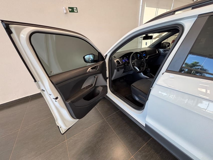 volkswagen t-cross 1.0 200 tsi total flex automatico 4p 202610