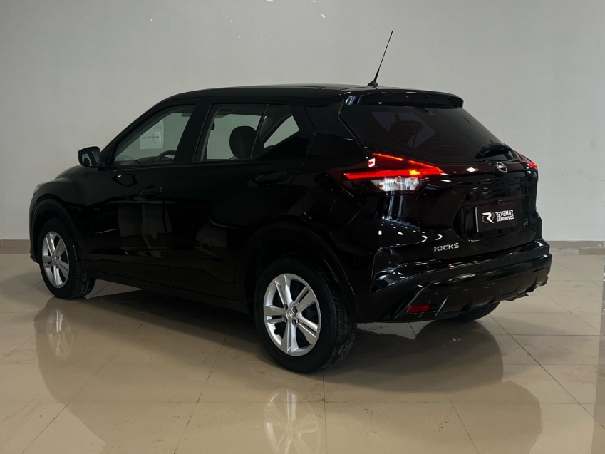 nissan kicks 1.6 16v flexstart active xtronic.
