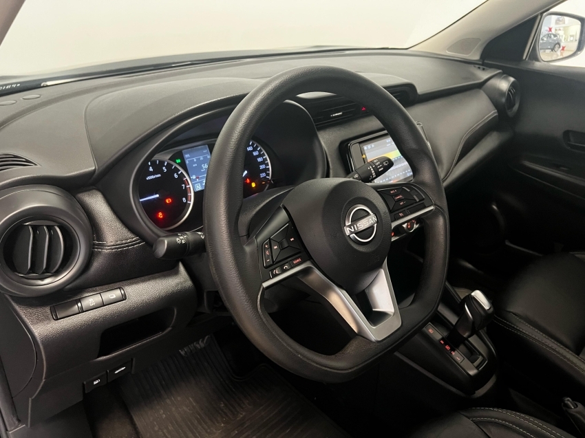 nissan kicks 1.6 16v flexstart active xtronic.