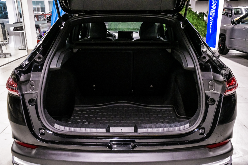 Fiat FASTBACK 1.3 TURBO 270 FLEX ABARTH AT6 11