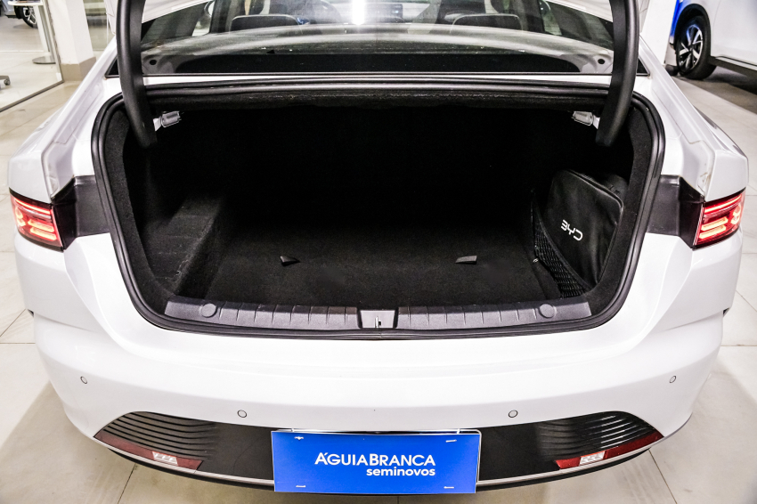 BYD KING 1.5 DM-I PHEV GS AUTOMÁTICO 11